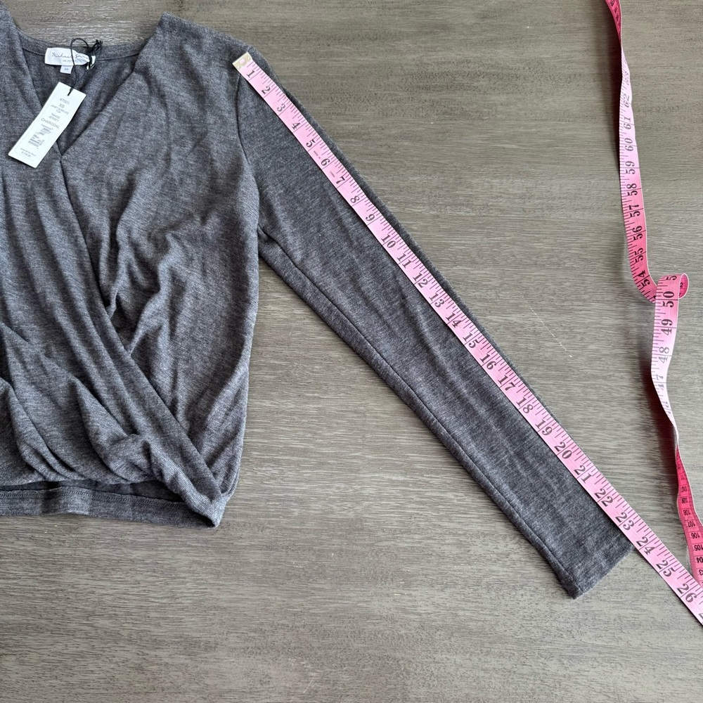 Michael Stars NWT Grey Long Sleeve Twist Wrap Shirt Blouse XS - Picture 11 of 13